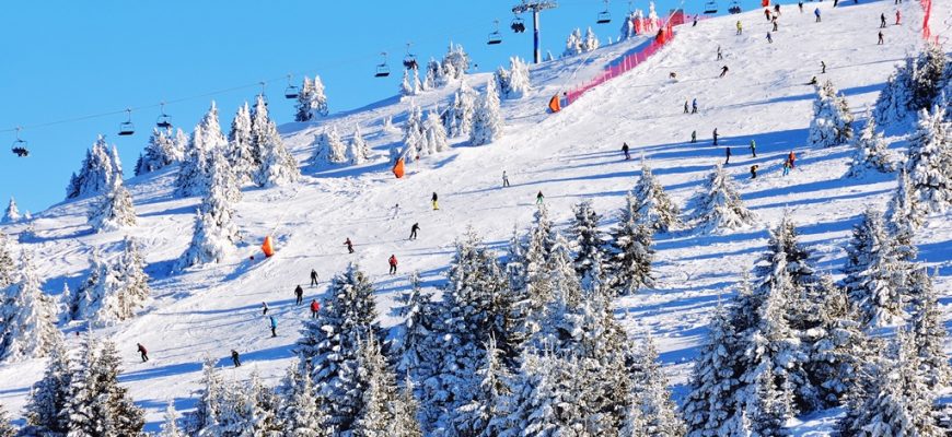 Winter-resort-Kopaonik-ski-slopes-799096091-870x400.jpg - 121,00 kB